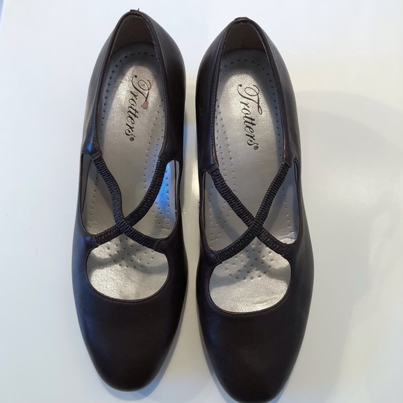 Trotters Shoes - Trotters Jamie Pump